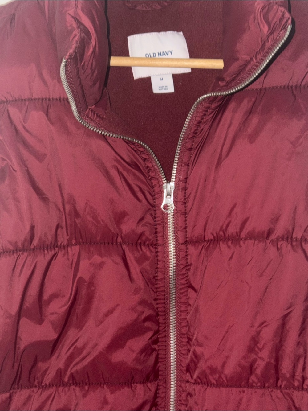Old Navy Women’s Medium Burgundy Fleece Lined Puffer Vest Full Zip Maroon - Picture 3 of 6